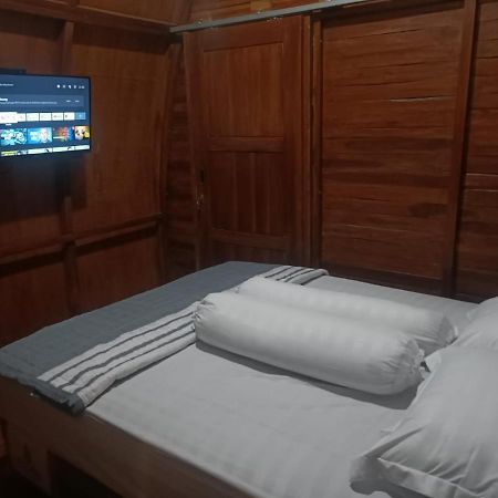 Wooden House Paseban Villa Богор Екстериор снимка