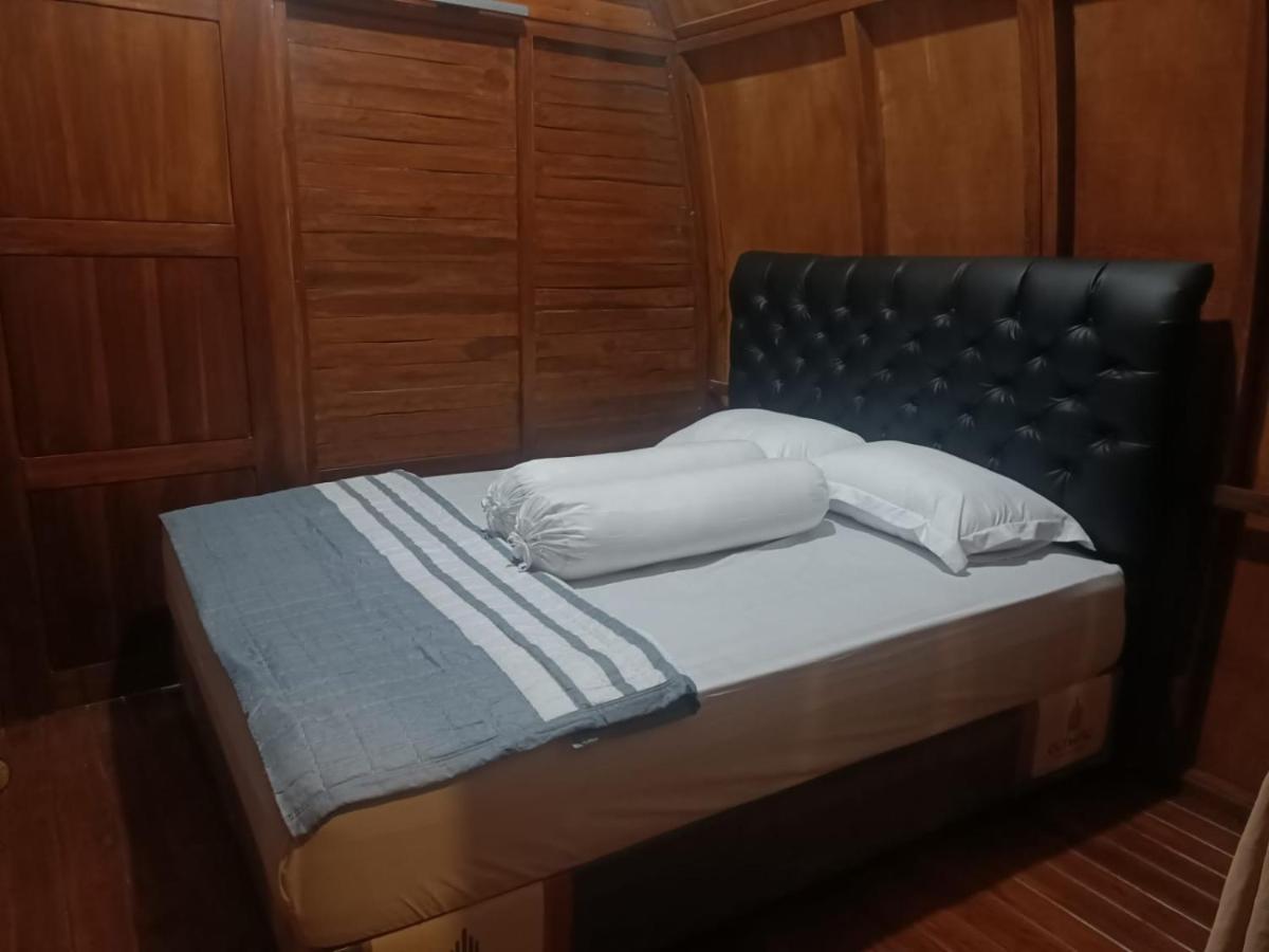 Wooden House Paseban Villa Богор Екстериор снимка