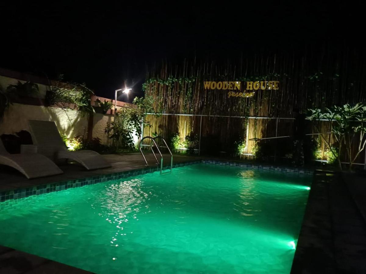 Wooden House Paseban Villa Богор Екстериор снимка