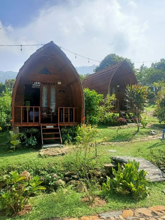 Wooden House Paseban Villa Богор Екстериор снимка